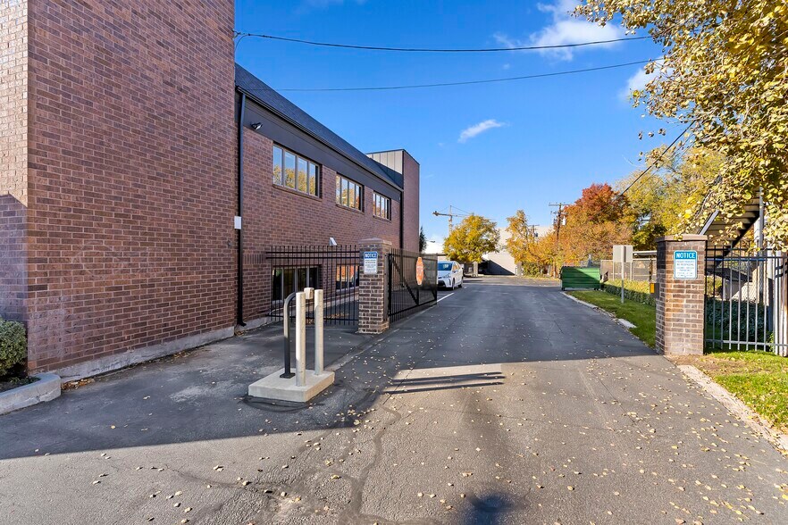 333 N 300 W, Salt Lake City, UT à louer - Photo du bâtiment - Image 3 de 6