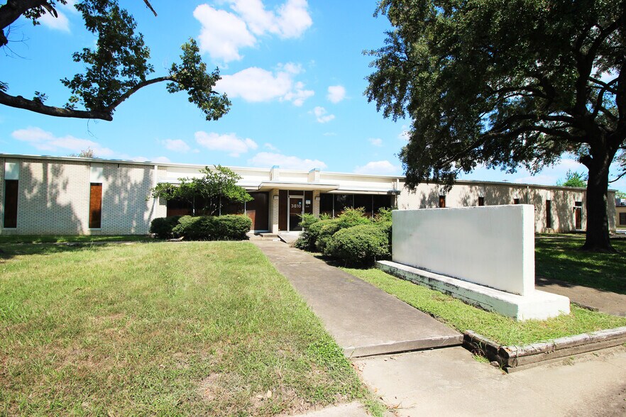3810 Dacoma St, Houston, TX à vendre - Photo du bâtiment - Image 2 de 5