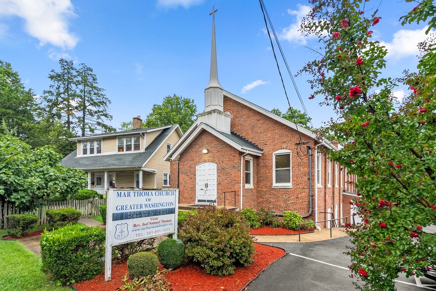 322 Ethan Allen Ave, Takoma Park, MD à vendre - Photo du bâtiment - Image 1 de 9