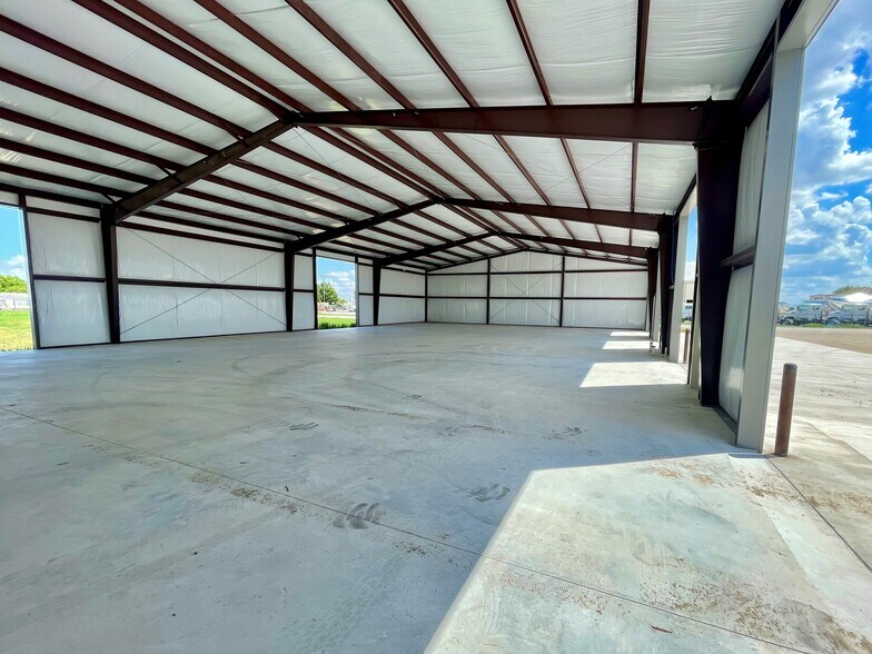 636 County Road 4841, Haslet, TX à louer - Photo du bâtiment - Image 3 de 9