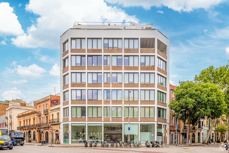 Office in Barcelona, Barcelona for lease - Primary Photo - Image 1 of 5