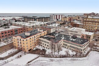 Plus de détails pour 134 Main St, Racine, WI - Multi-résidentiel à vendre