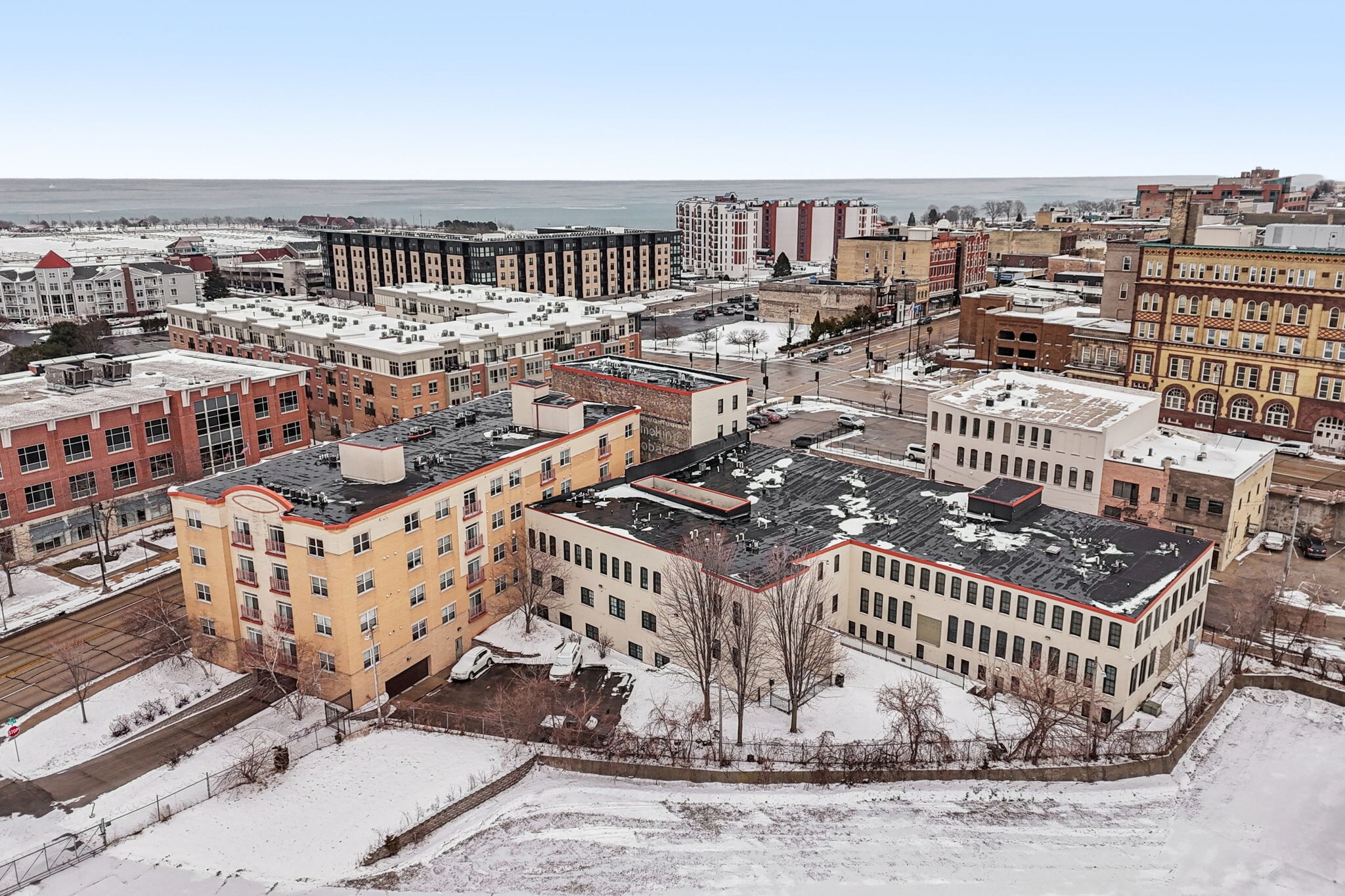 134 Main St, Racine, WI for sale Primary Photo- Image 1 of 69