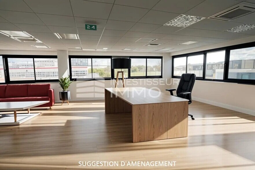 Office in Orly for lease - Building Photo - Image 1 of 6