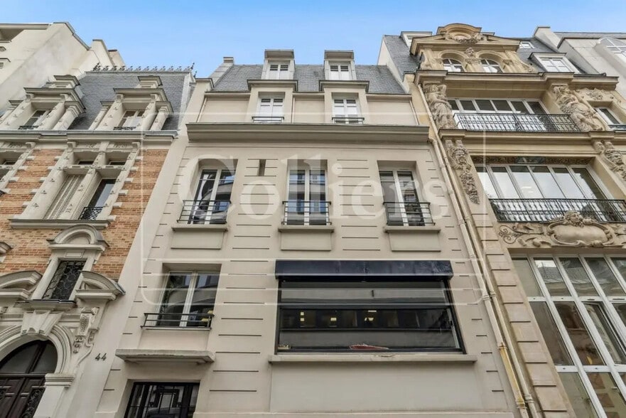 44 Rue Fortuny, Paris à louer - Photo du bâtiment - Image 1 de 12