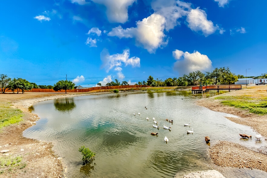 200 King Ranch Rd, Gatesville, TX for sale - Building Photo - Image 2 of 77