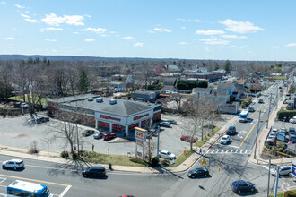 111 Depot Rd, Huntington Station, NY - Aérien  Vue de la carte