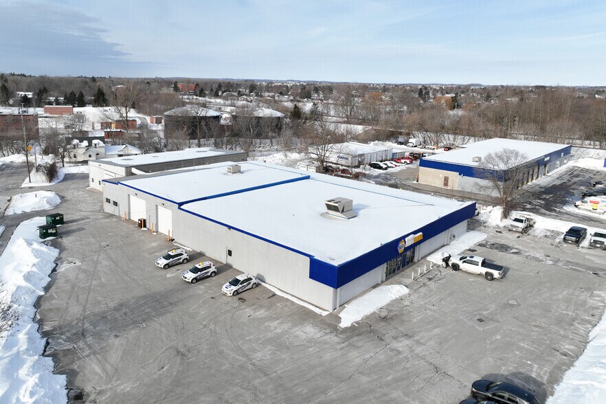 429 William St, Cobourg, ON à louer - Photo du bâtiment - Image 2 de 3