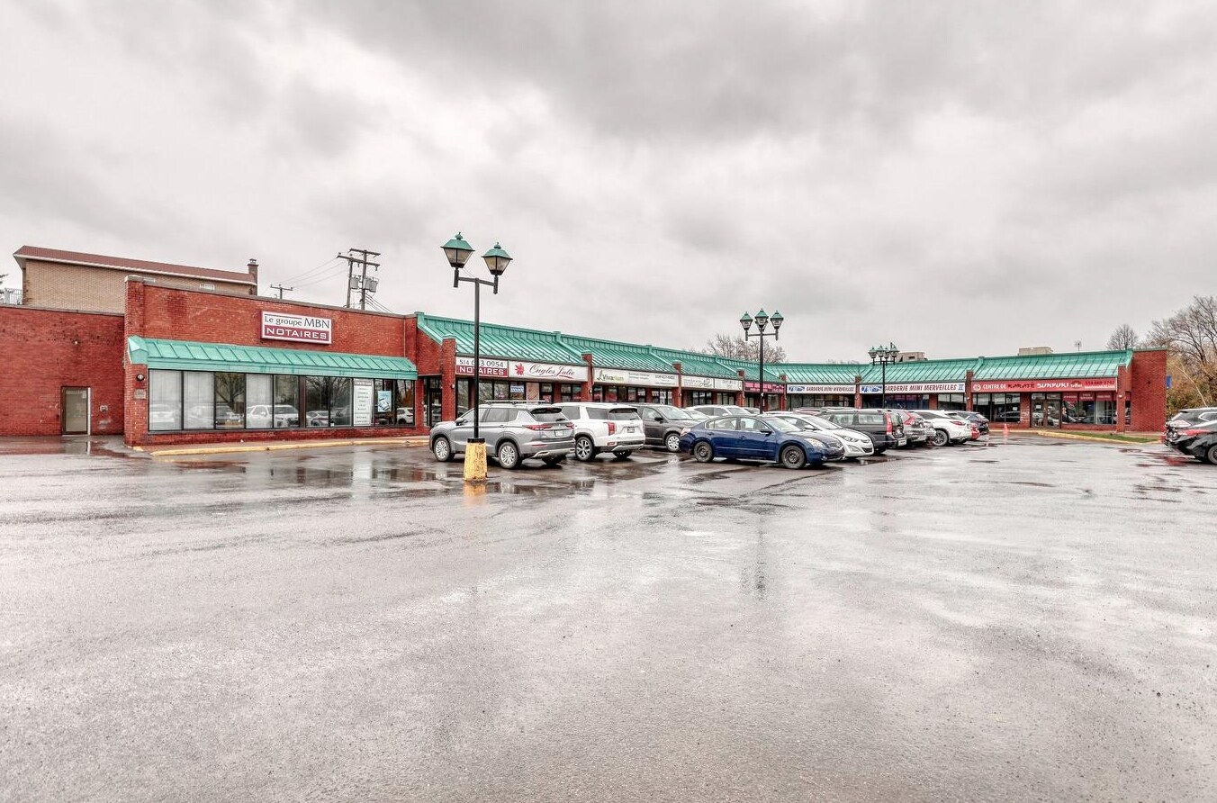 7940-7976 Boul Maurice-Duplessis, Montréal, QC for sale Building Photo- Image 1 of 1