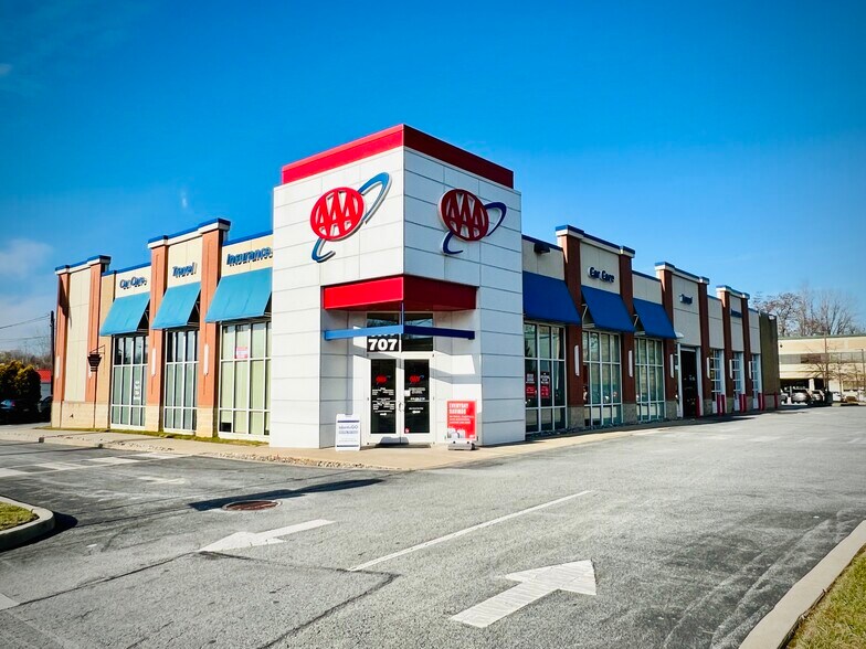 707 E Gay St, West Chester, PA à louer - Photo du bâtiment - Image 1 de 5