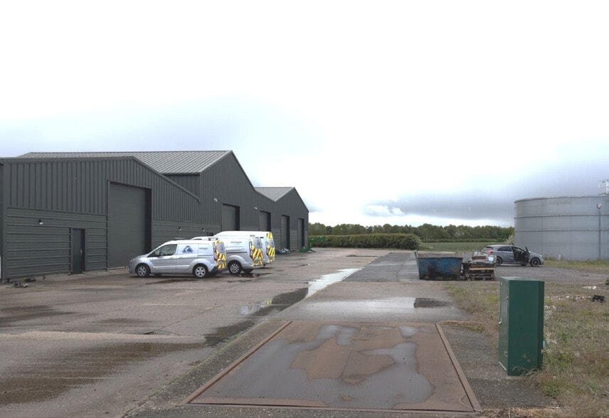 Land at Upper Saxondale Business Park, Henson Ln, Holme Pierrepont for lease - Aerial - Image 2 of 3