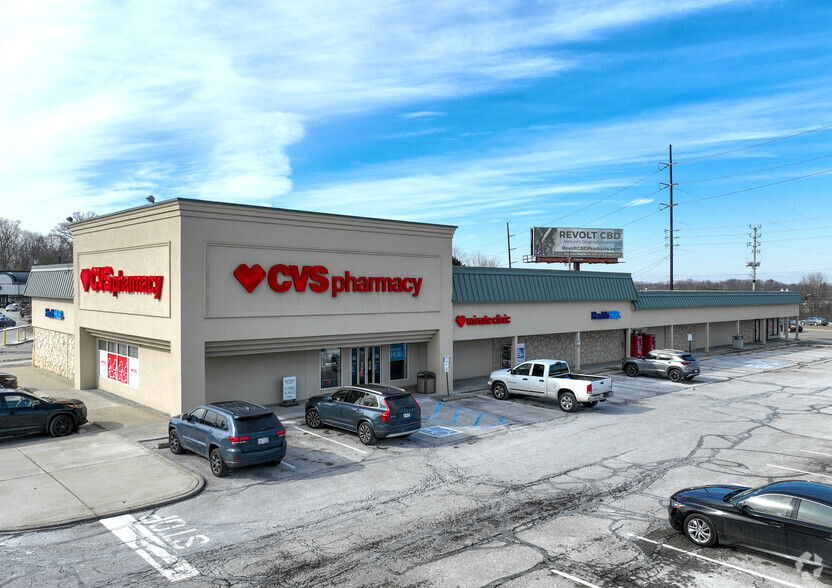 9550-9590 Allisonville Rd, Indianapolis, IN for lease - Building Photo - Image 2 of 7