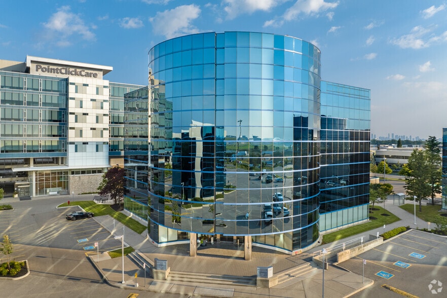 5580 Explorer Dr, Mississauga, ON for lease - Building Photo - Image 2 of 5