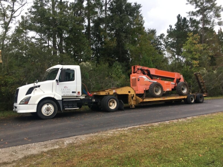 4612 N College, Castle Hayne, NC for sale - Building Photo - Image 3 of 17