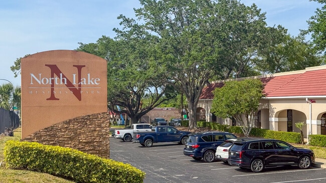 Plus de détails pour 528 Northlake Blvd, Altamonte Springs, FL - Plusieurs types d'espaces à louer