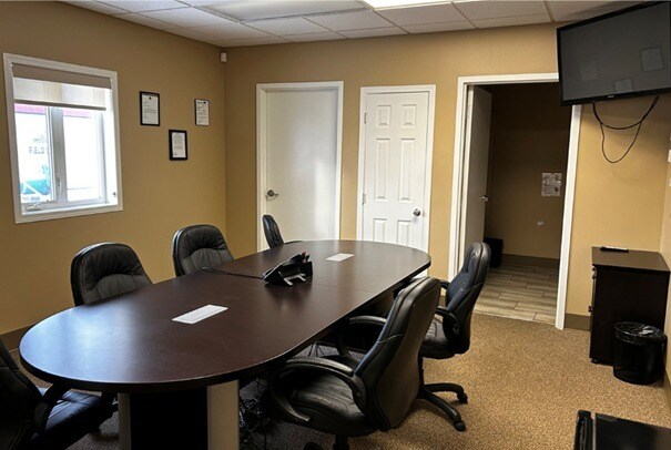 338 Industrial Dr, Regina, SK à vendre - Photo intérieure - Image 2 de 4