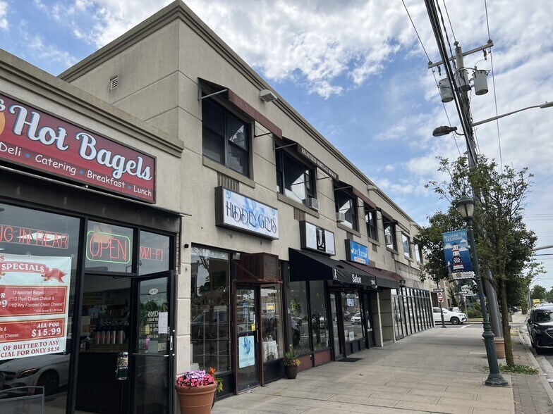 2943-2957 Long Beach Rd, Oceanside, NY for lease - Building Photo - Image 2 of 18