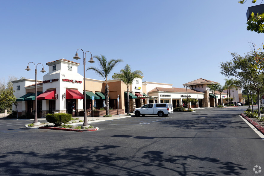 411-541 S Reino Rd, Newbury Park, CA for lease - Building Photo - Image 1 of 14