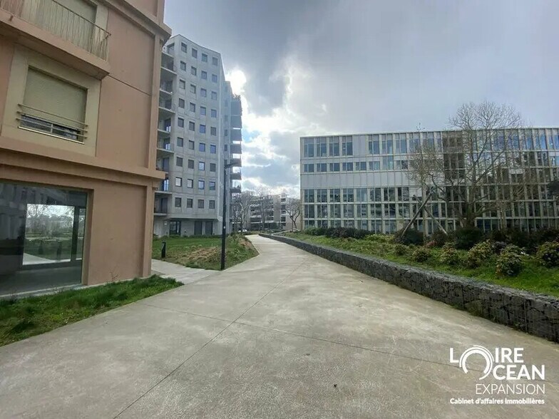 Commerce de détail dans Nantes à vendre - Photo du bâtiment - Image 2 de 5