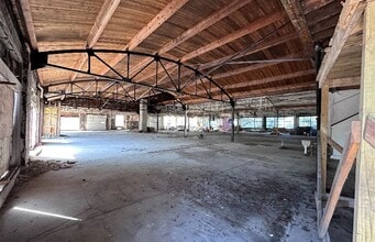 1185 3rd St, Muskegon, MI à vendre Photo intérieure- Image 2 de 2