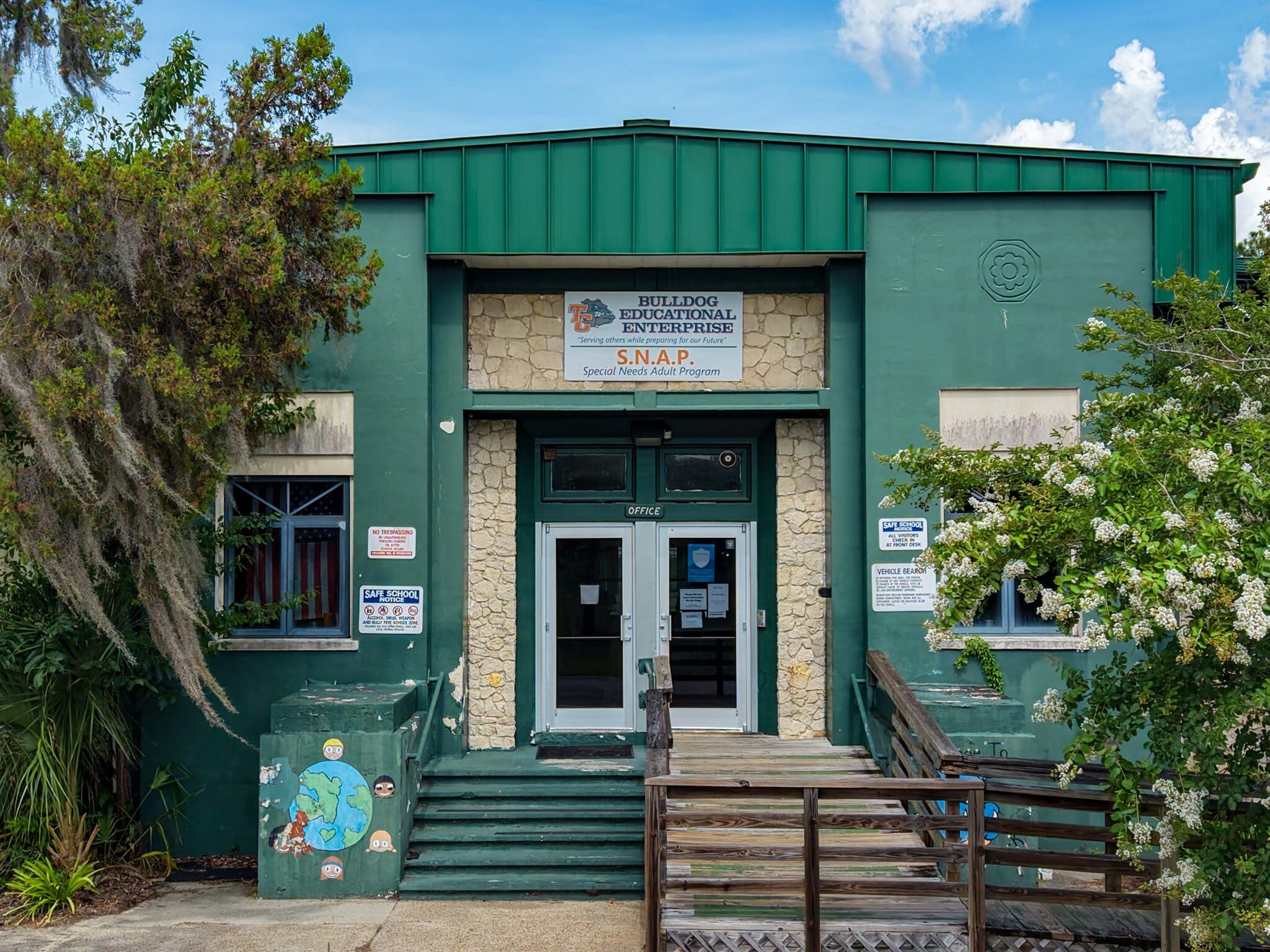 502 N Center St, Perry, FL for sale Primary Photo- Image 1 of 56