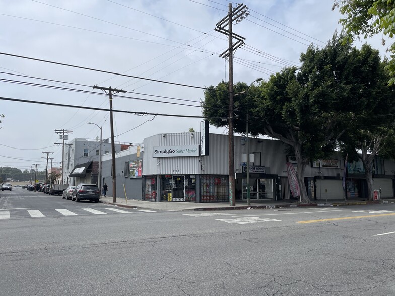 2700-2722 W Pico Blvd, Los Angeles, CA for sale - Building Photo - Image 1 of 1