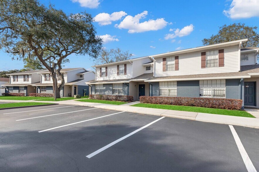 39 Herald Dr, Leesburg, FL à vendre - Photo du bâtiment - Image 2 de 28