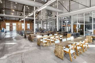 111 S 11th St, West Des Moines, IA à louer Photo intérieure- Image 2 de 9