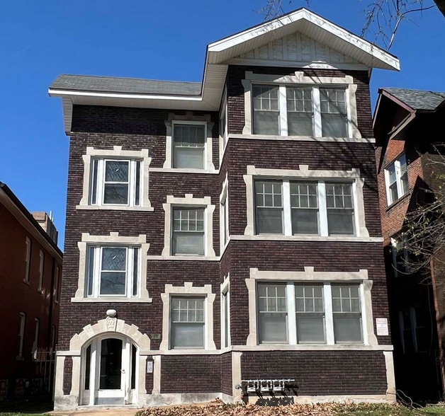 717 Interdrive, Saint Louis, MO for sale - Primary Photo - Image 1 of 2