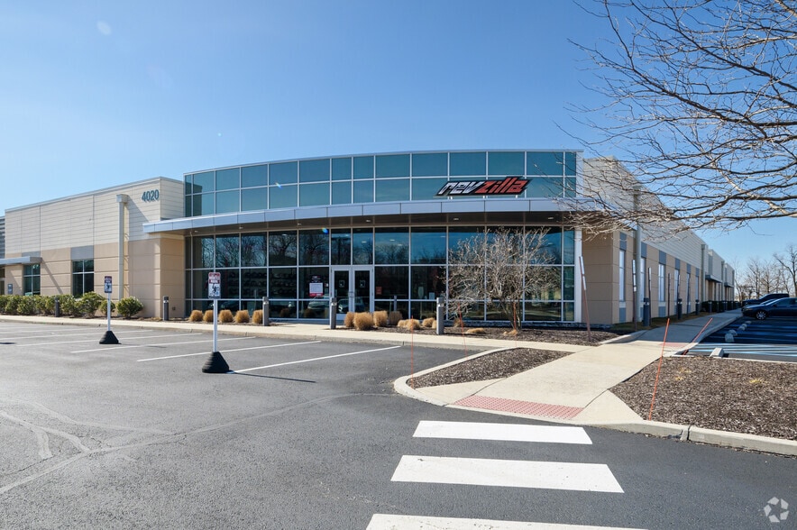 4020 S 26th St, Philadelphia, PA for lease - Building Photo - Image 3 of 4