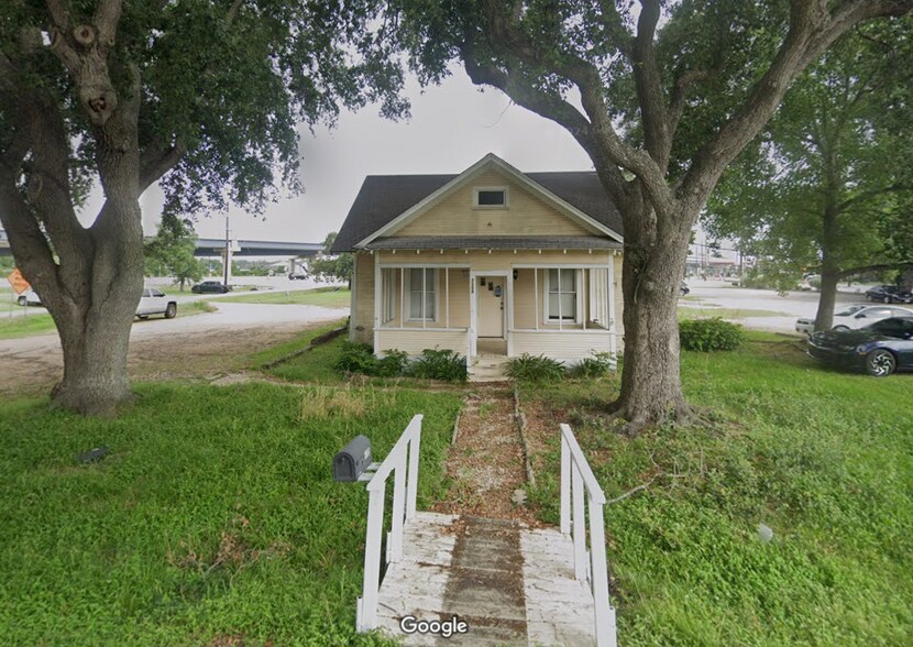 1105 Moskowitz Ave, Seabrook, TX à louer - Photo du bâtiment - Image 2 de 6