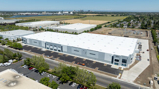 Plus de détails pour 2975 Ramco St, West Sacramento, CA - Industriel à louer