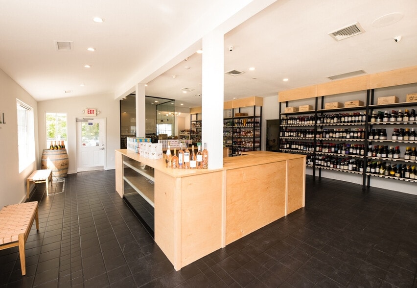 760 Montauk Hwy, Water Mill, NY à louer - Photo intérieure - Image 3 de 7