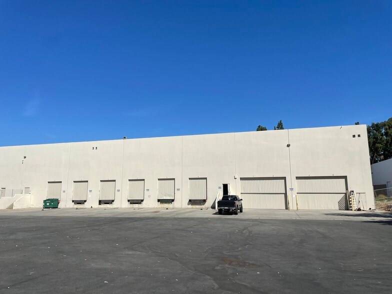 13140 Alondra Blvd, Cerritos, CA for lease - Building Photo - Image 2 of 6