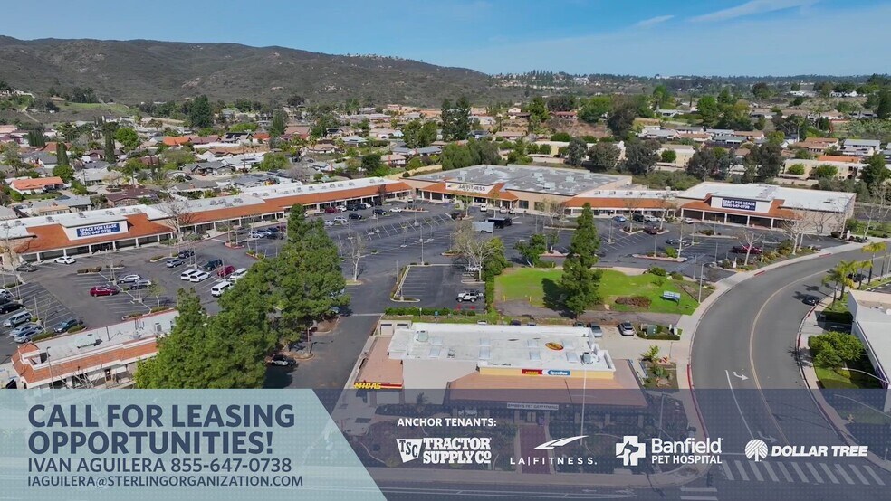 12622-12666 Poway Rd, Poway, CA à louer - Vidéo sur l’inscription commerciale - Image 2 de 20