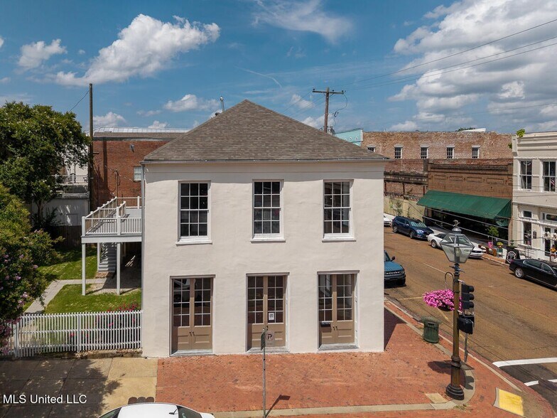 433 Main St, Natchez, MS à vendre - Photo du bâtiment - Image 2 de 17