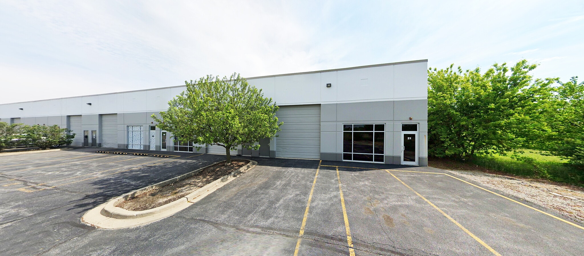195 Kendall Point Dr, Oswego, IL for lease Building Photo- Image 1 of 12