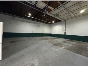 3825-3945 NW 32nd Ave, Miami, FL for lease Building Photo- Image 2 of 4