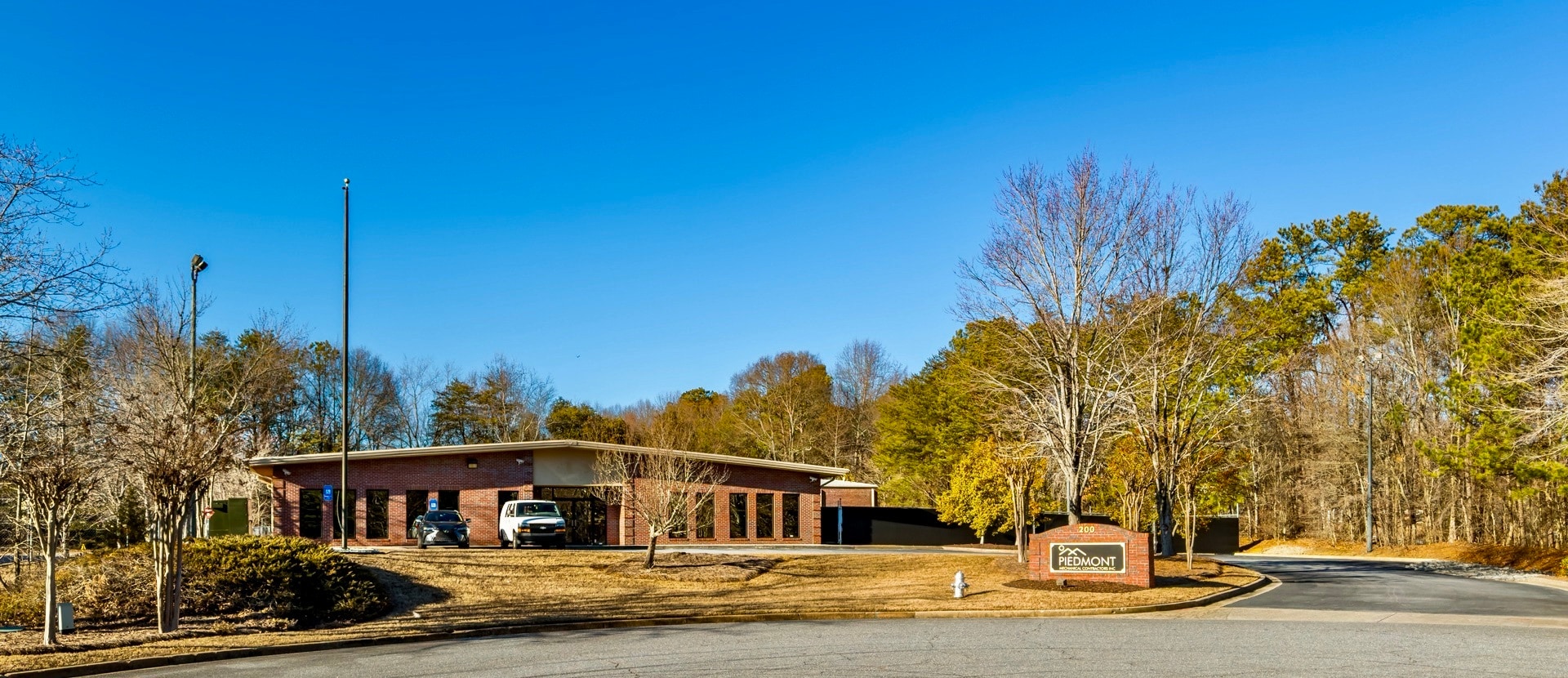 200 Grayson Industrial Pky, Grayson, GA for lease Building Photo- Image 1 of 5