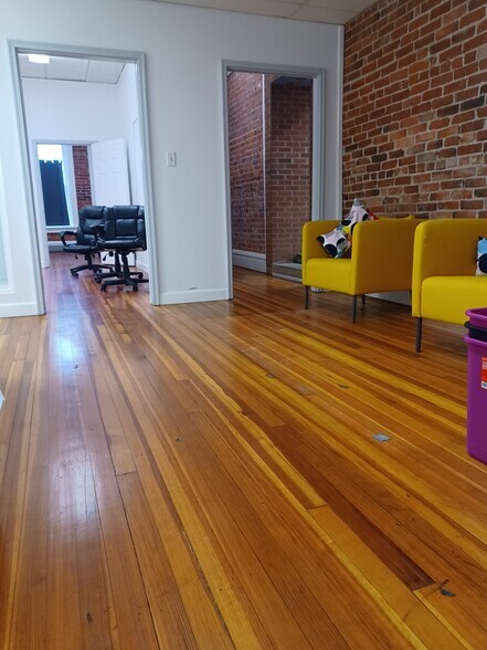 2645 N. HIGH ST N. HIGH, Columbus, OH à louer - Photo intérieure - Image 3 de 3