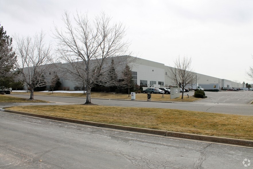 5301 Peoria St, Denver, CO for lease - Building Photo - Image 3 of 7