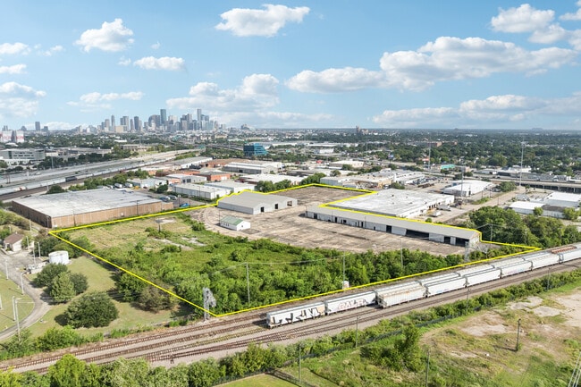 Plus de détails pour 4812 Gulf Fwy, Houston, TX - Industriel aux enchères