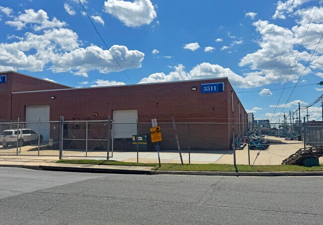 Plus de détails pour 3511 52nd Ave, Hyattsville, MD - Industriel à louer