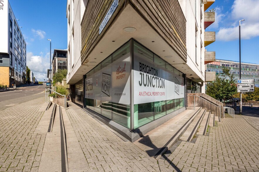 35 New England St, Brighton à louer - Photo du bâtiment - Image 3 de 3