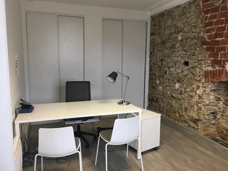 48 Rue Aristide Briand, Rezé à louer - Photo du bâtiment - Image 2 de 2