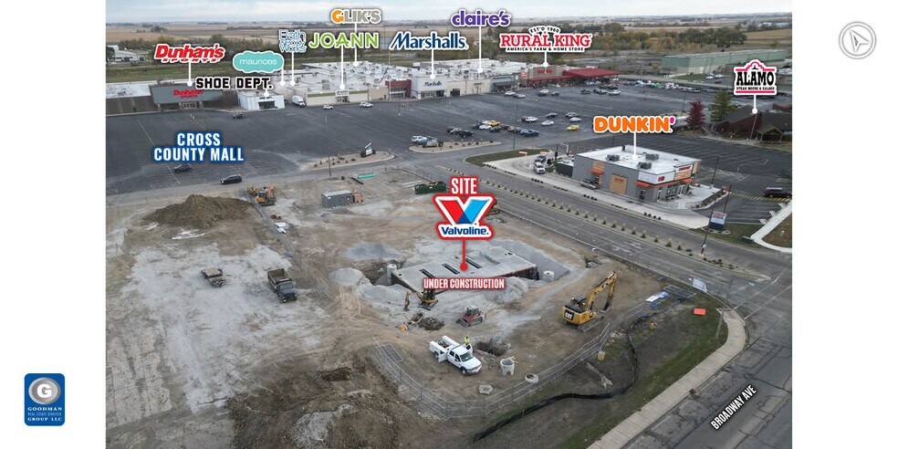 700 Broadway Ave E, Mattoon, IL à vendre - Photo du bâtiment - Image 2 de 4