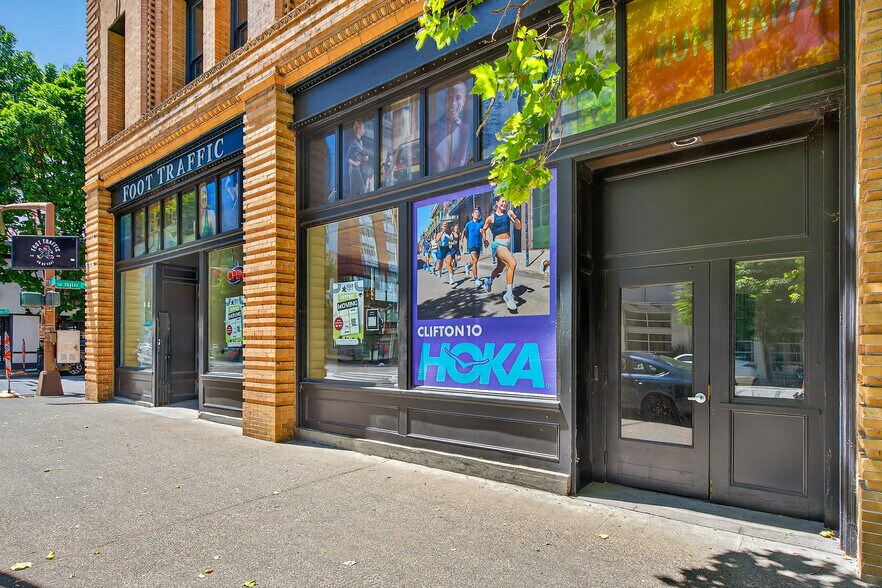 333 SW Taylor St, Portland, OR à louer - Photo du bâtiment - Image 2 de 14