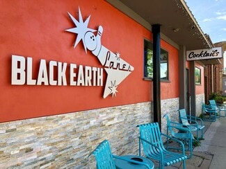 Plus de détails pour 1031 Mills St, Black Earth, WI - Commerce de détail à vendre
