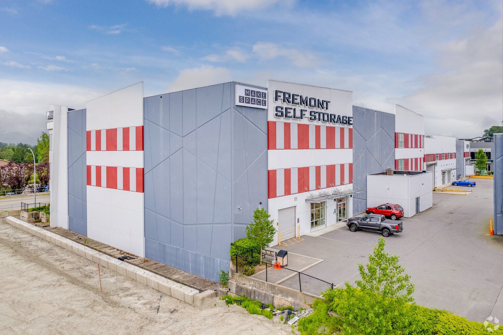 585 Seaborne Ave, Port Coquitlam, BC à vendre Photo principale- Image 1 de 1