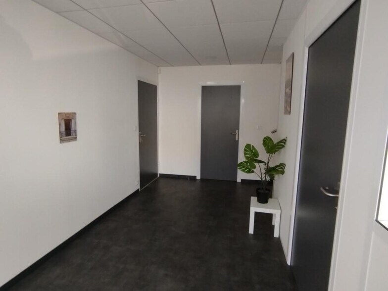 5 Rue Boudeville, Toulouse for lease - Interior Photo - Image 2 of 11